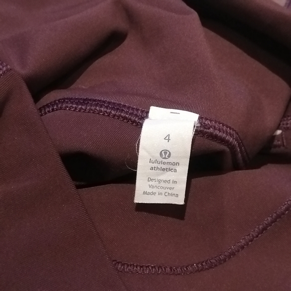 Lululemon Ombre Wunder Unders, Black Cherry, Size 4 - Picture 4 of 6